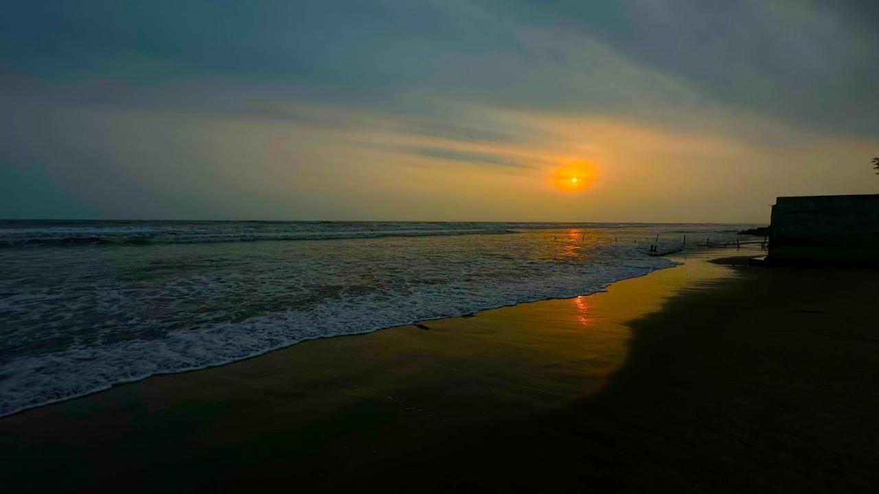 Modern Resort Cox's Bazar Eksteriør billede